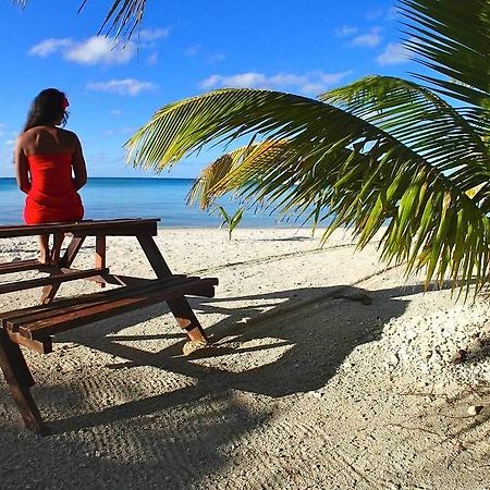 Pension Justine Tikehau Bagian luar foto