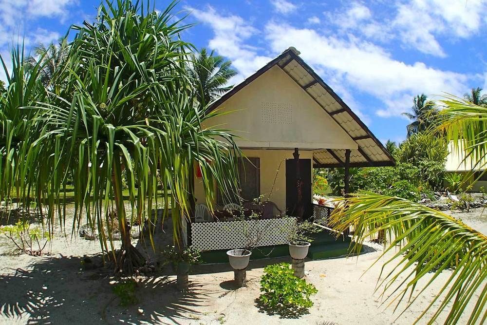 Pension Justine Tikehau Bagian luar foto