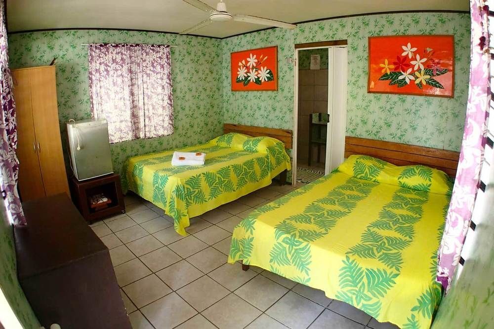 Pension Justine Tikehau Bagian luar foto